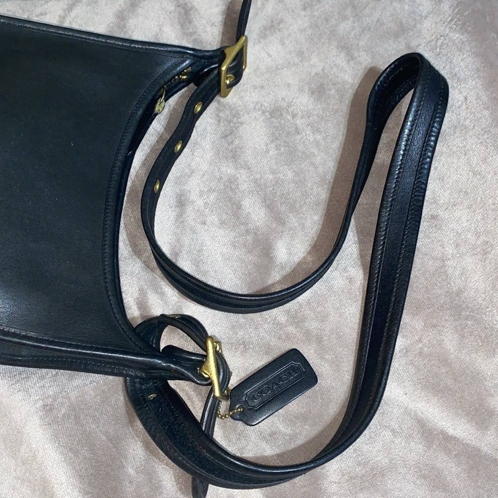 Coach Janice 9950 Black Leather Shoulder Bag - Picture 3 of 13